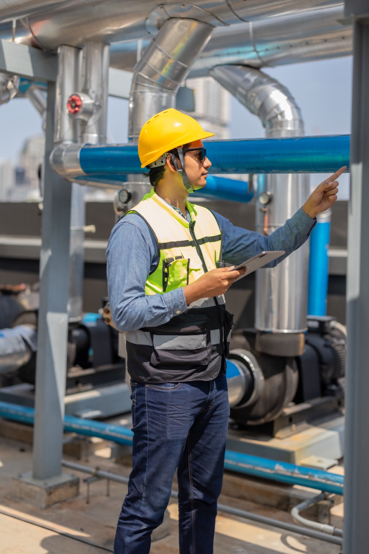 hvac technician that needs a web design for hvac companies to stay successful