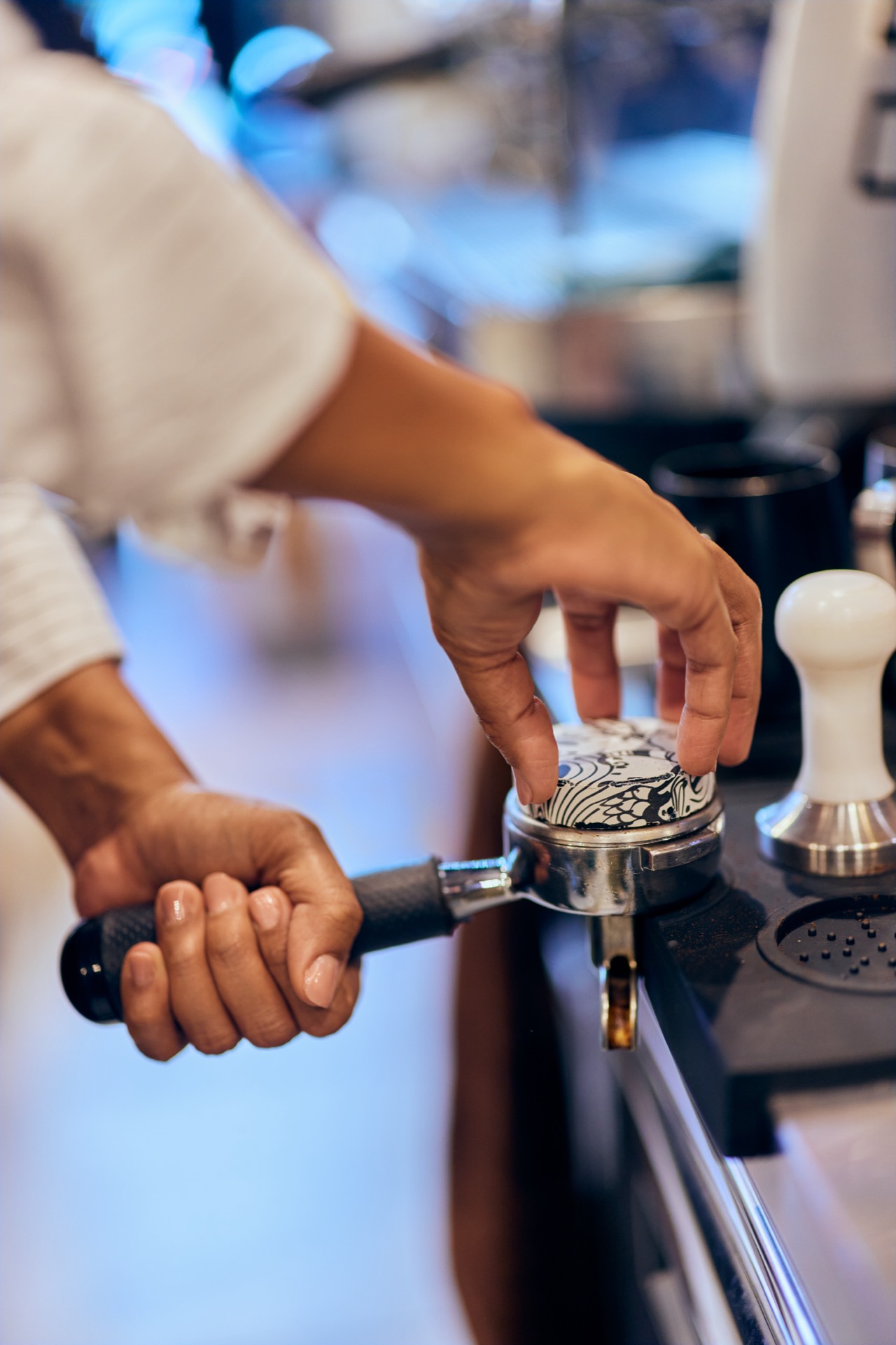 Business challenges from weak online presence in Savannah